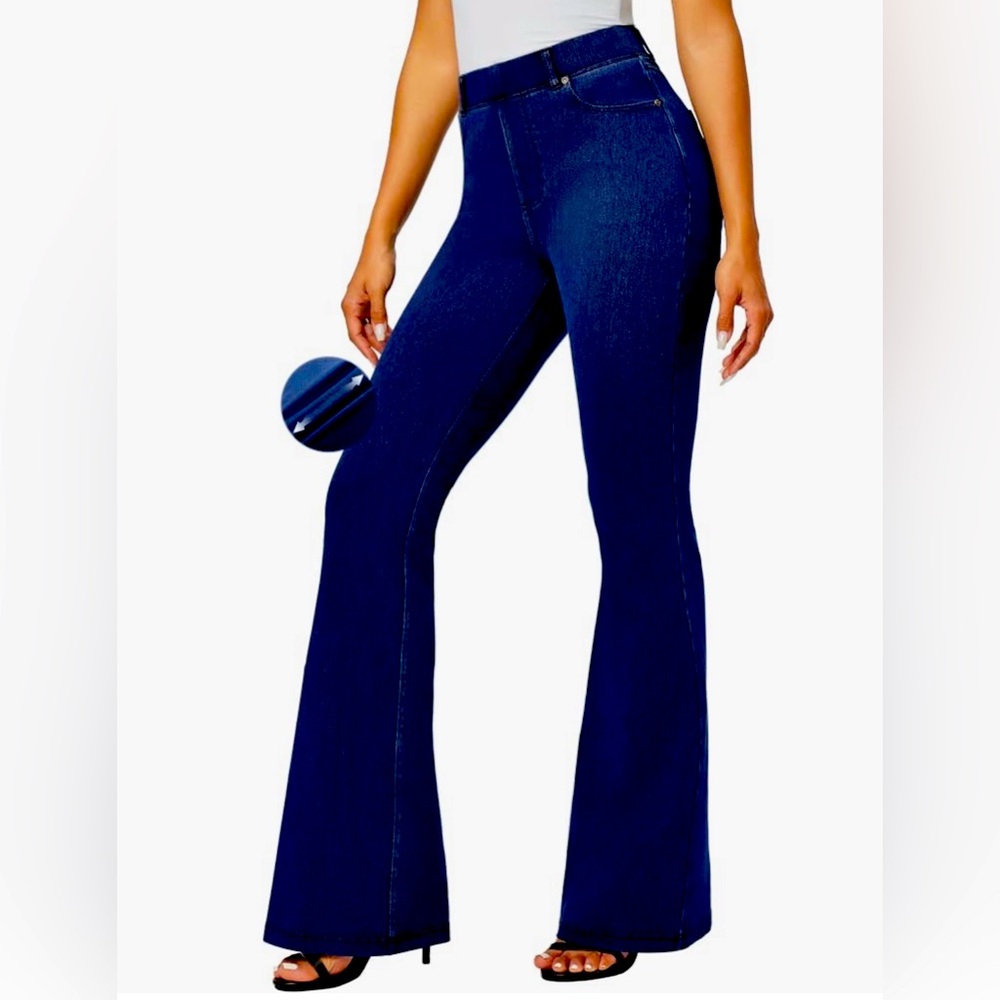 High waisted pull on flare jagging’s size small brand new.